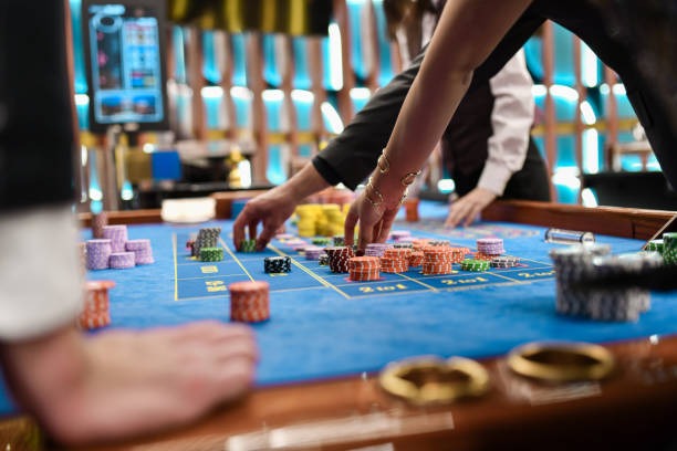 Mobile e-wallet payment for arcade games